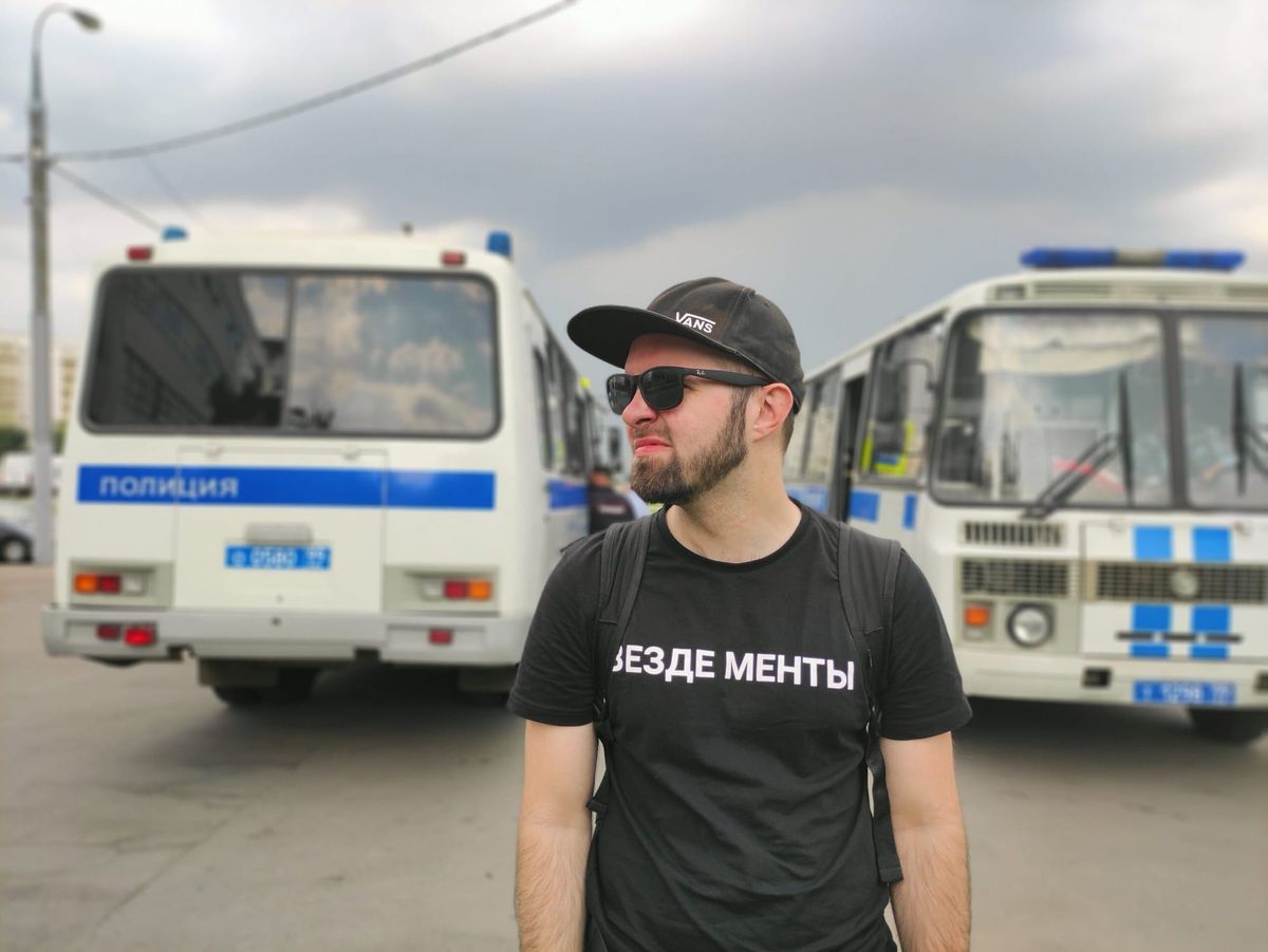 Слабовидящий активист о задержании на митинге и инвалидности
