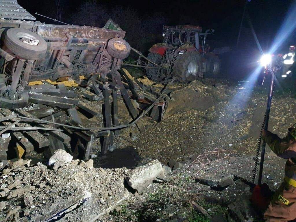 Воронка от ракеты в Польше, стране-участнице НАТО