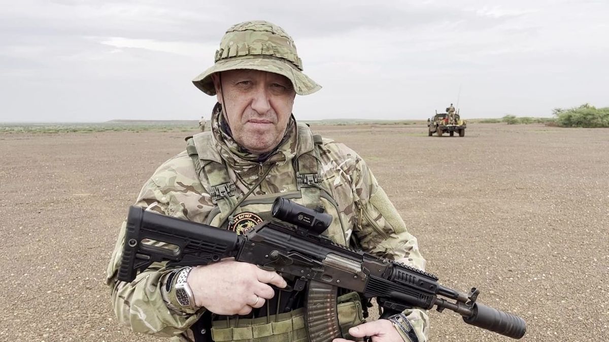 Самолет с Евгением Пригожиным разбился в Тверской области
