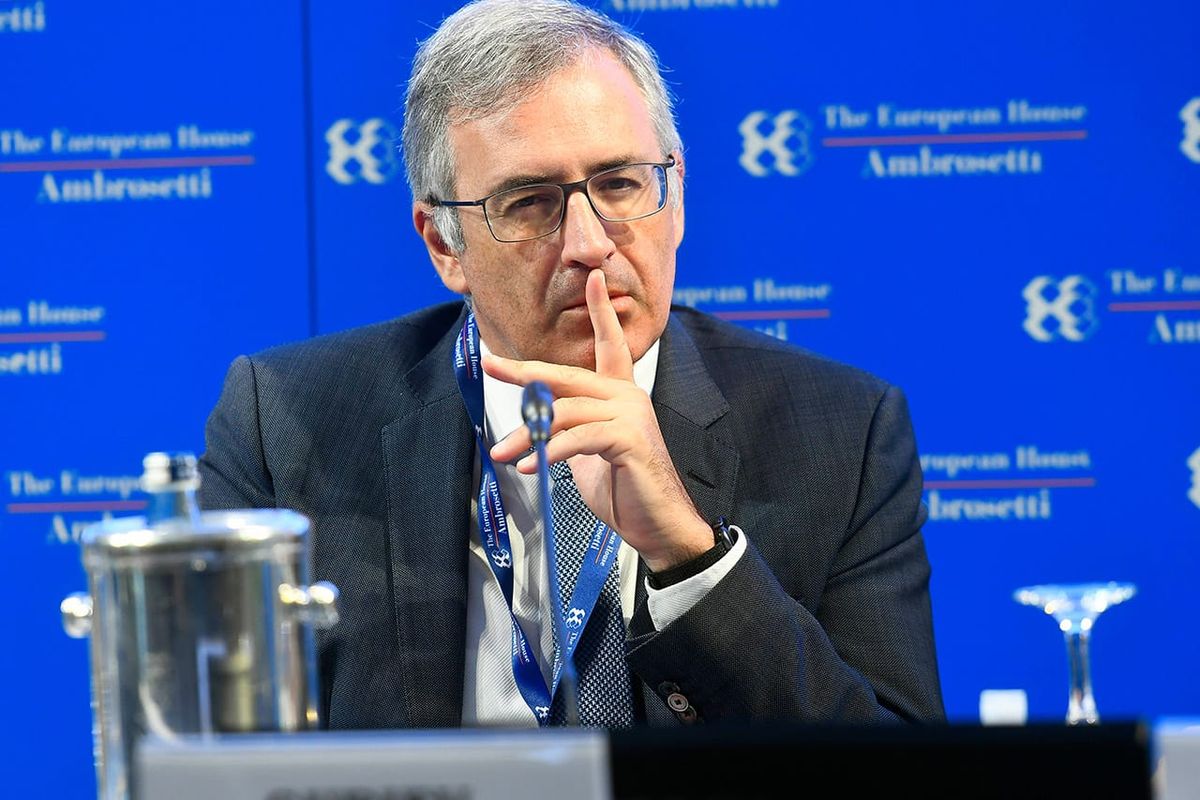 Сергей Гуриев на конференции