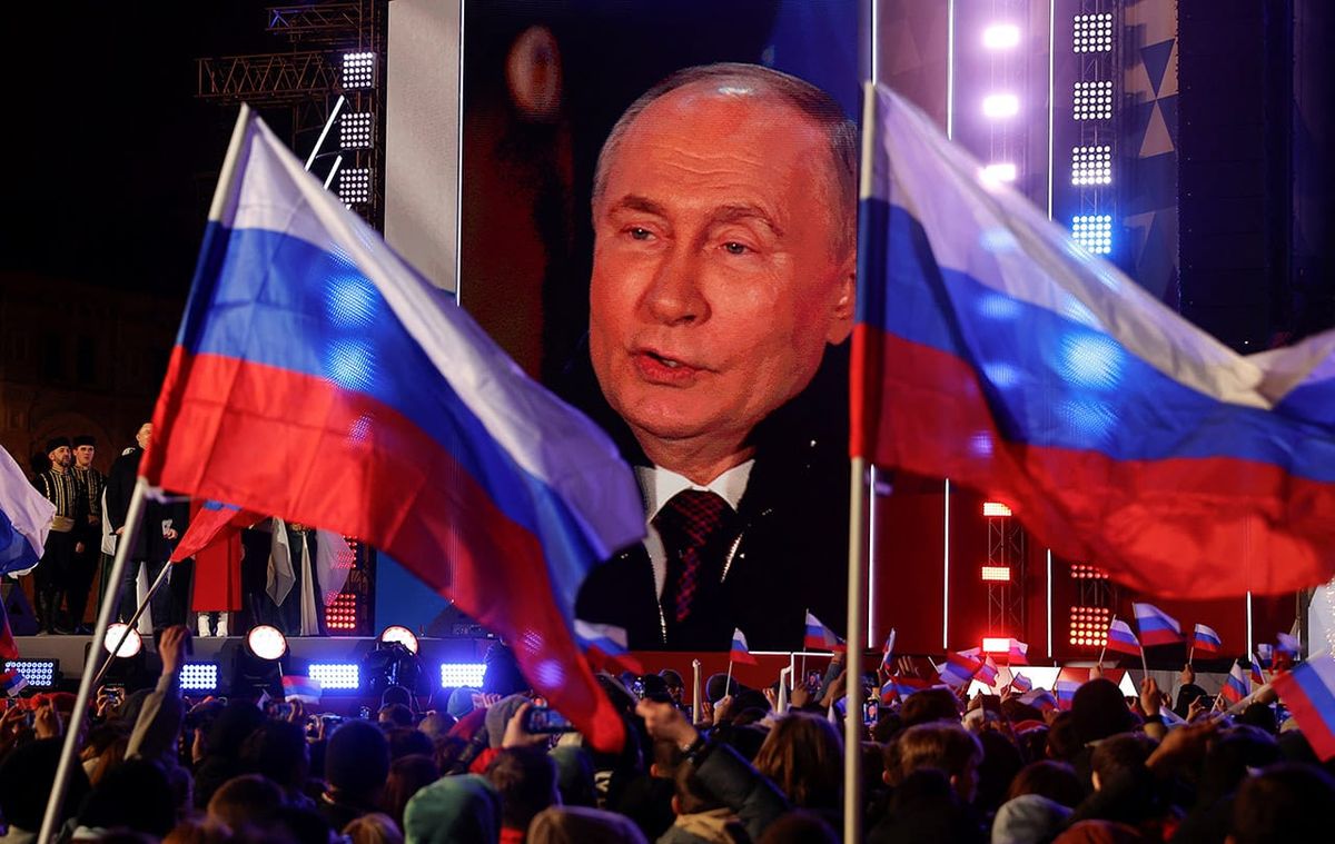 Путин выступает после выборов.