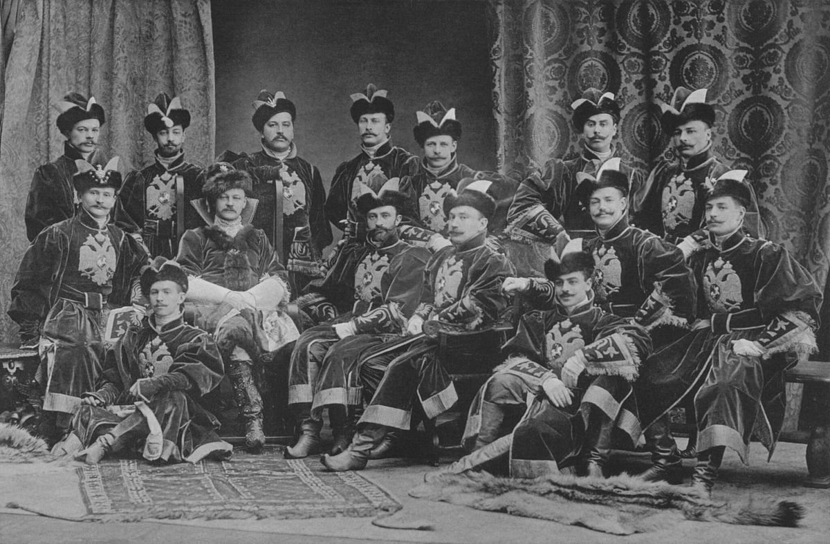 Редкие фото последнего «русского» бала Российской империи