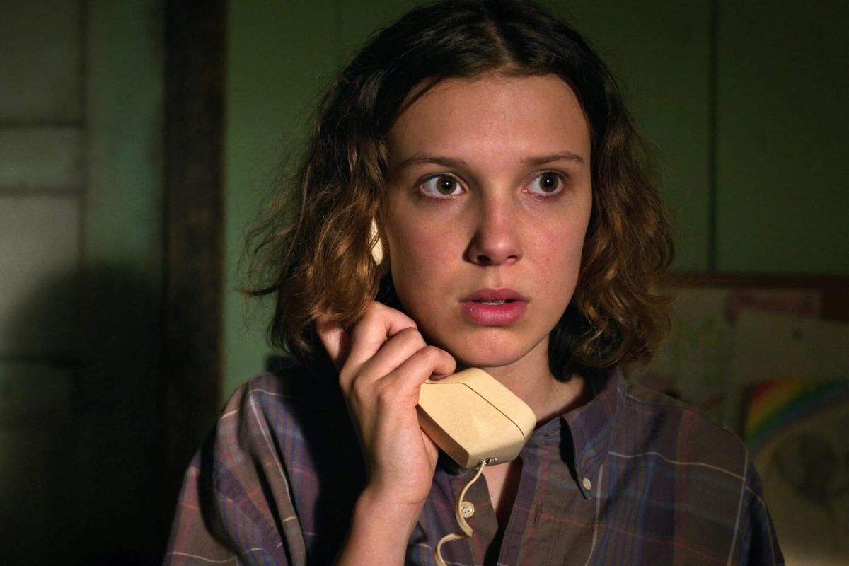 СМИ: звезда «Очень странных дел» обвинила коллегу по сериалу в домогательствах и травле