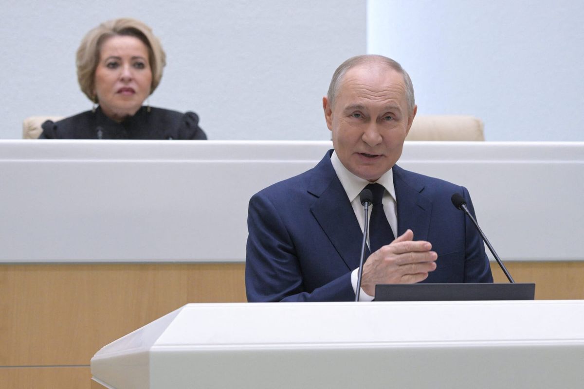 Путин собрал богатейших людей России и рассказал им про «загнивающий Запад»