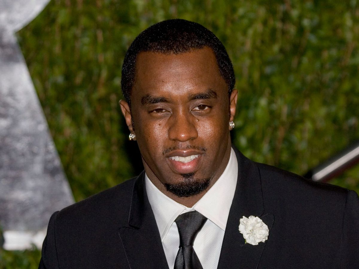 СМИ: рэпер Diddy признался в убийстве Тупака изнасилованному мужчине