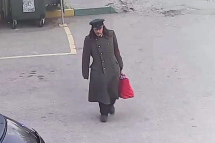 Расчленял животных и хранил их в холодильнике