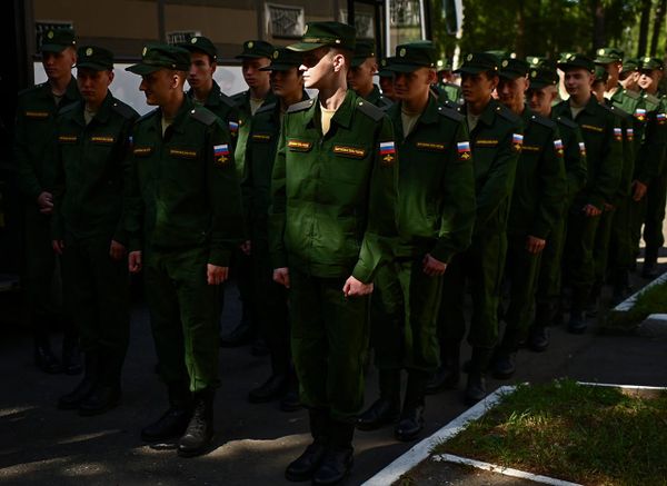 Наши дети без жетонов и паспортов