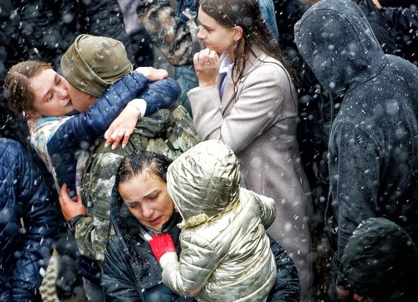 Могут ли призвать на войну и мужа, и жену сразу?