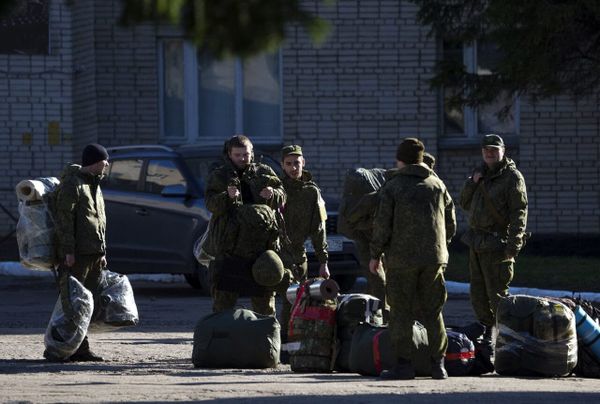 24-летнего москвича прямо с улицы увезли в военкомат. А он оттуда просто ушел