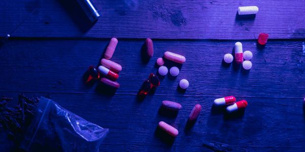 Люди сами виноваты в своей зависимости? Можно ли от нее вылечиться?