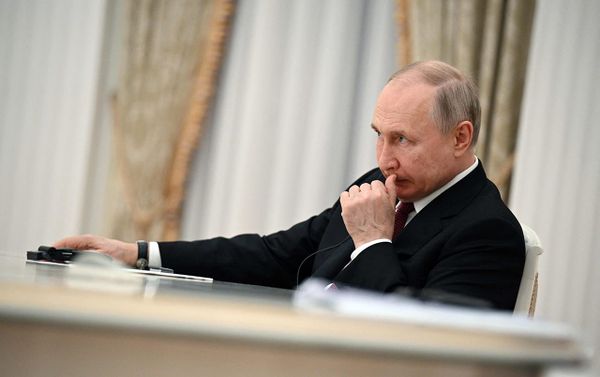 Путин, который так и готовится пойти на выборы в 2024 году