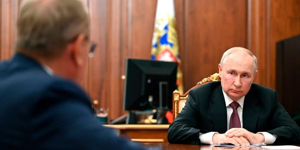 Выгодна ли Путину коррупция? Или она его погубит?