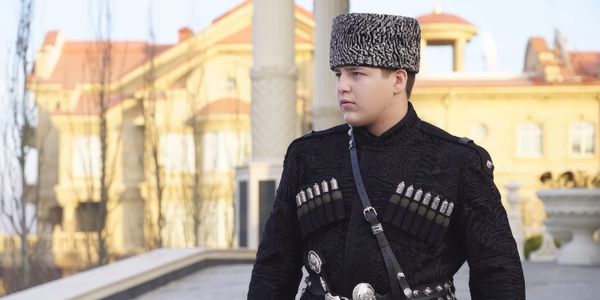Адам Кадыров. Сын Кадырова избил обвиняемого прямо в СИЗО