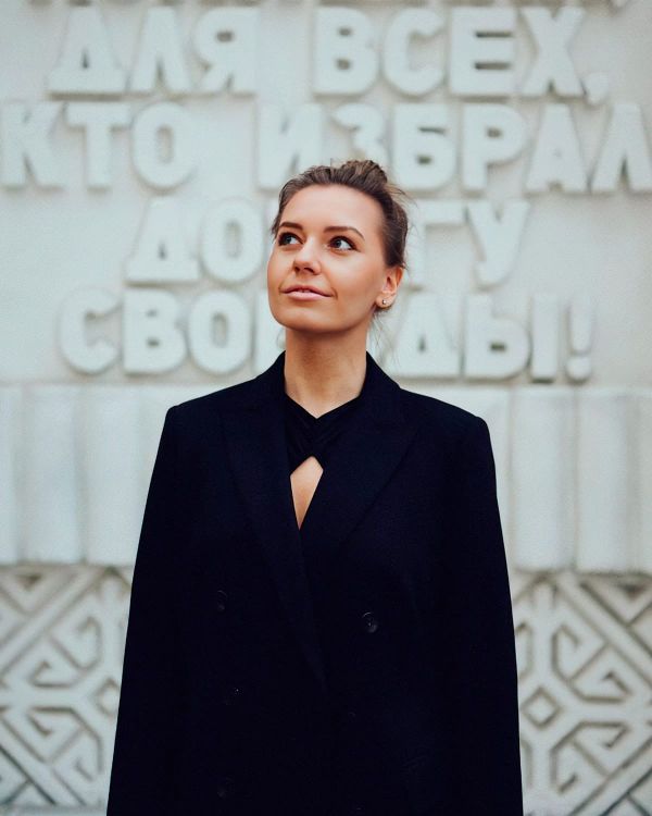 Комикесса Ирина Приходько, известная по шоу «Прожарка» на ТНТ