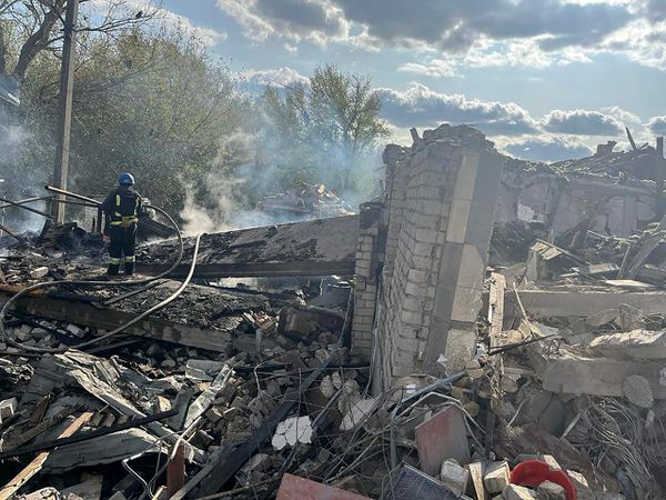 Россия обстреляла село Гроза Харьковской области. Фотография с места, МЧС Украины и разрушенное здание