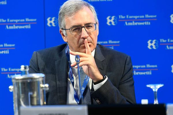 Сергей Гуриев на конференции