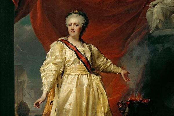 Екатерина II спасла актрису от развратного чиновника