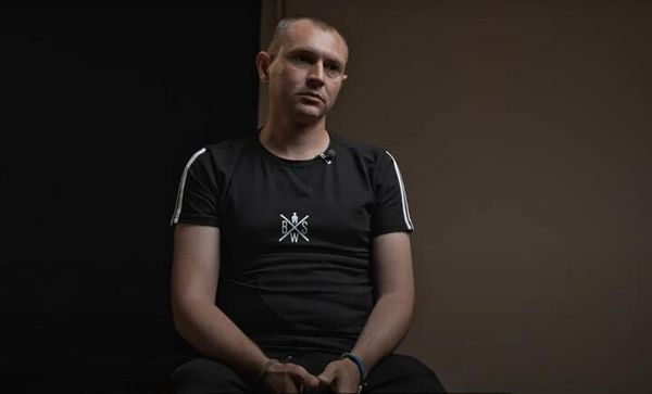 Украинскому военному выжгли на теле надпись «Слава России»