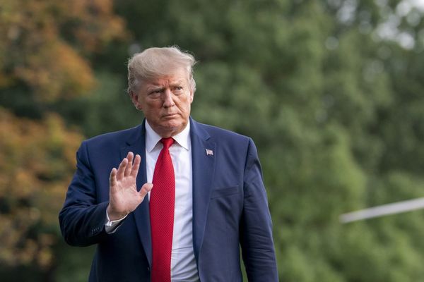 СМИ: Трамп изменил свою позицию по Украине после исторической лекции Путина на Аляске