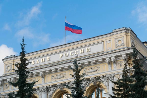 Банкир описал в стихах «тайный пакт» Центробанка с властями