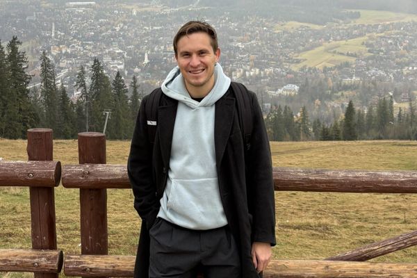 Россиянин скопировал Skype и разбогател