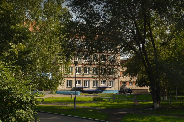 Мать умершего ребенка в Новокузнецке обвинила роддом в сокрытии тела и похоронах в братской могиле