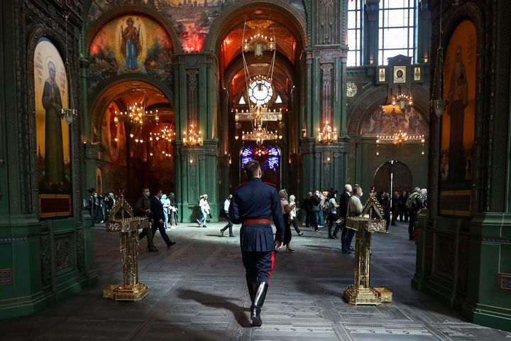 Русский Христос идет
