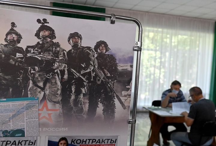 Спереди стрелять будут, сзади пердеть