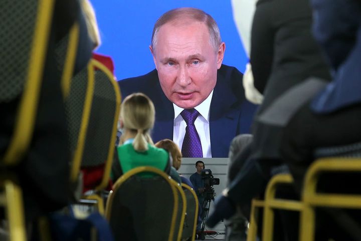 Автократ, диктатор, тиран? Как правильно называть Путина