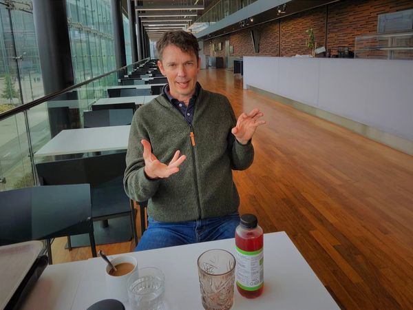 Videovalmennus käytännössä – lääkäristä vakuuttavaksi esiintyjäksi mobiilivideoilla