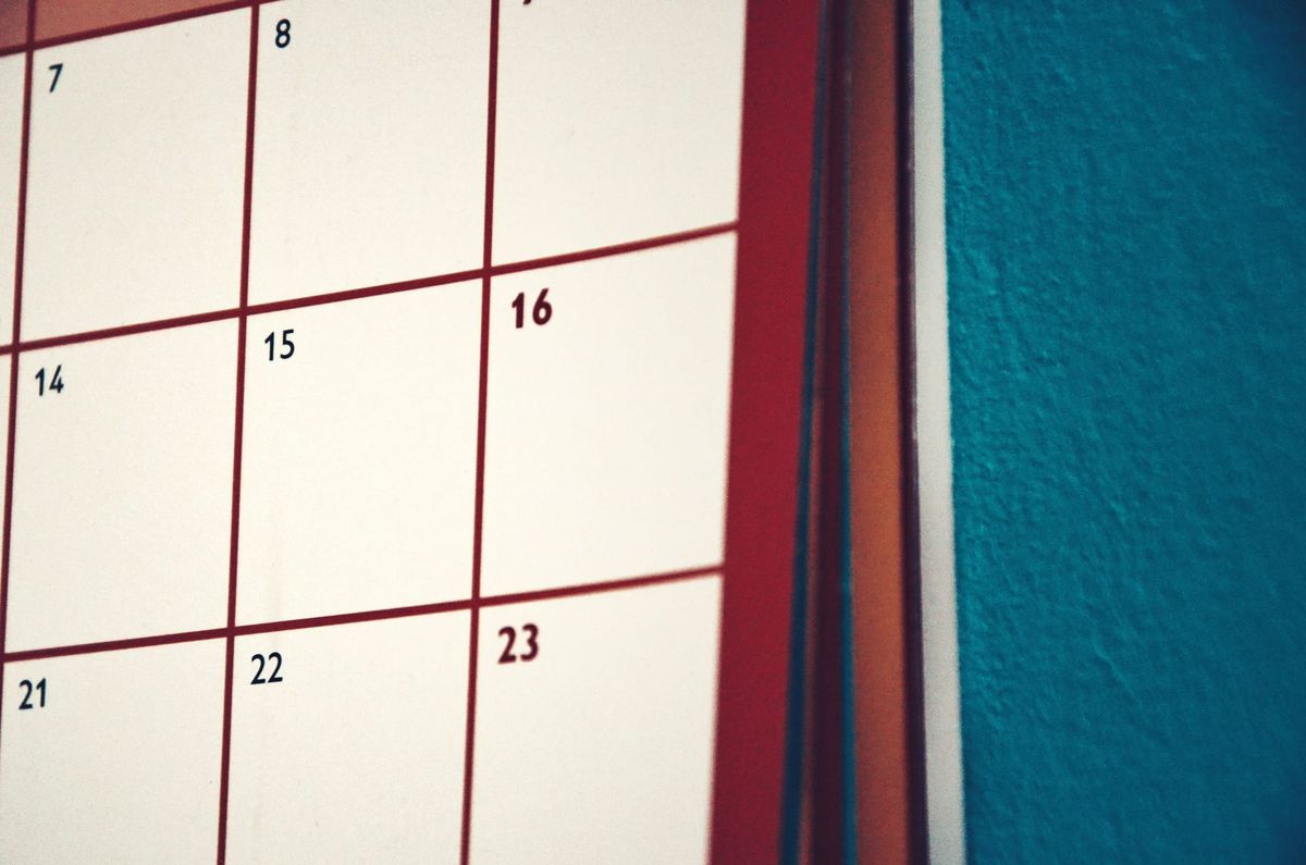 Moving Out of the Dorm: The 10-Month Timeline Most Sophomores Miss