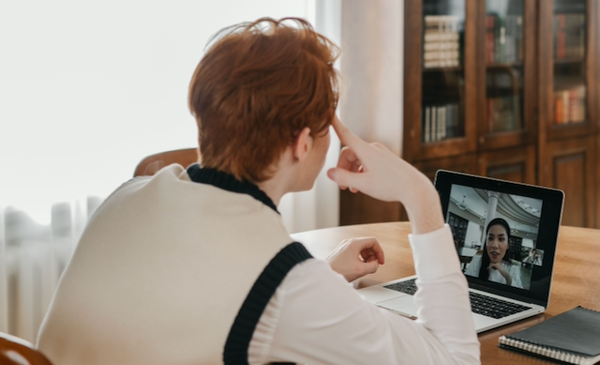 The Military Spouse Job Search During a PCS Move