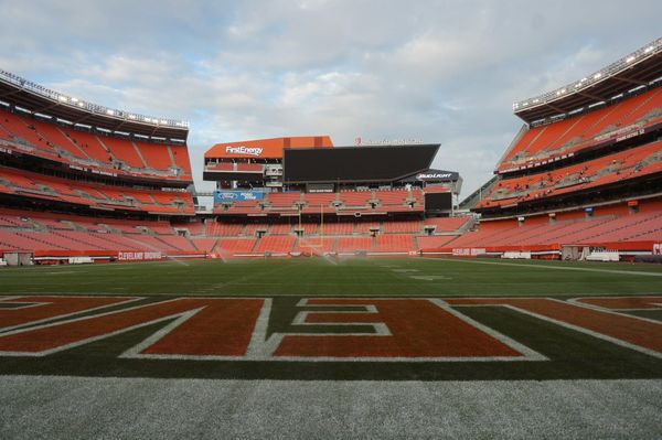 The average fans drawn by the worst of the worst teams in NFL history.
