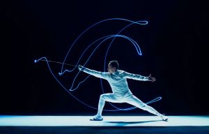 Японцы сделали из фехтования бои на световых мечах