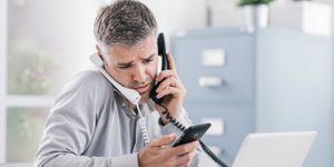 В MAX нашли скрытую систему распознавания слов во время звонков