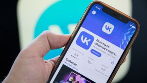 VK подали в суд на Apple