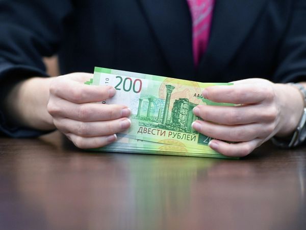 Денежные переводы в России ужесточат, но это касается бизнеса