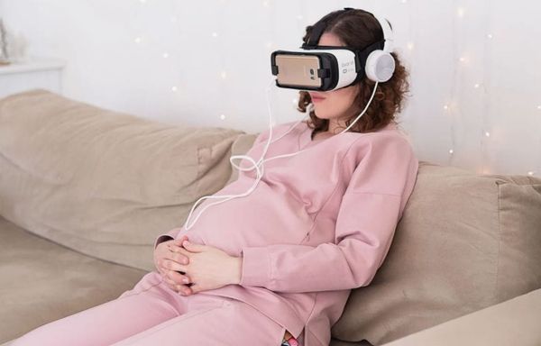 В России набирают популярность роды в VR-очках