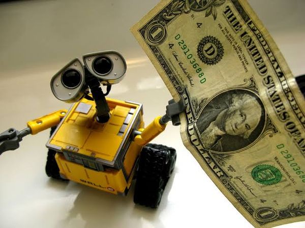 Билл Гейтс снова предложил обложить роботов налогом