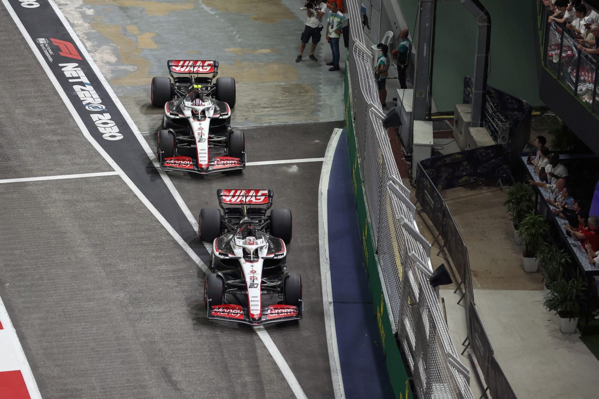 Kevin Magnussen, Nico Hulkenberg, Haas, F1