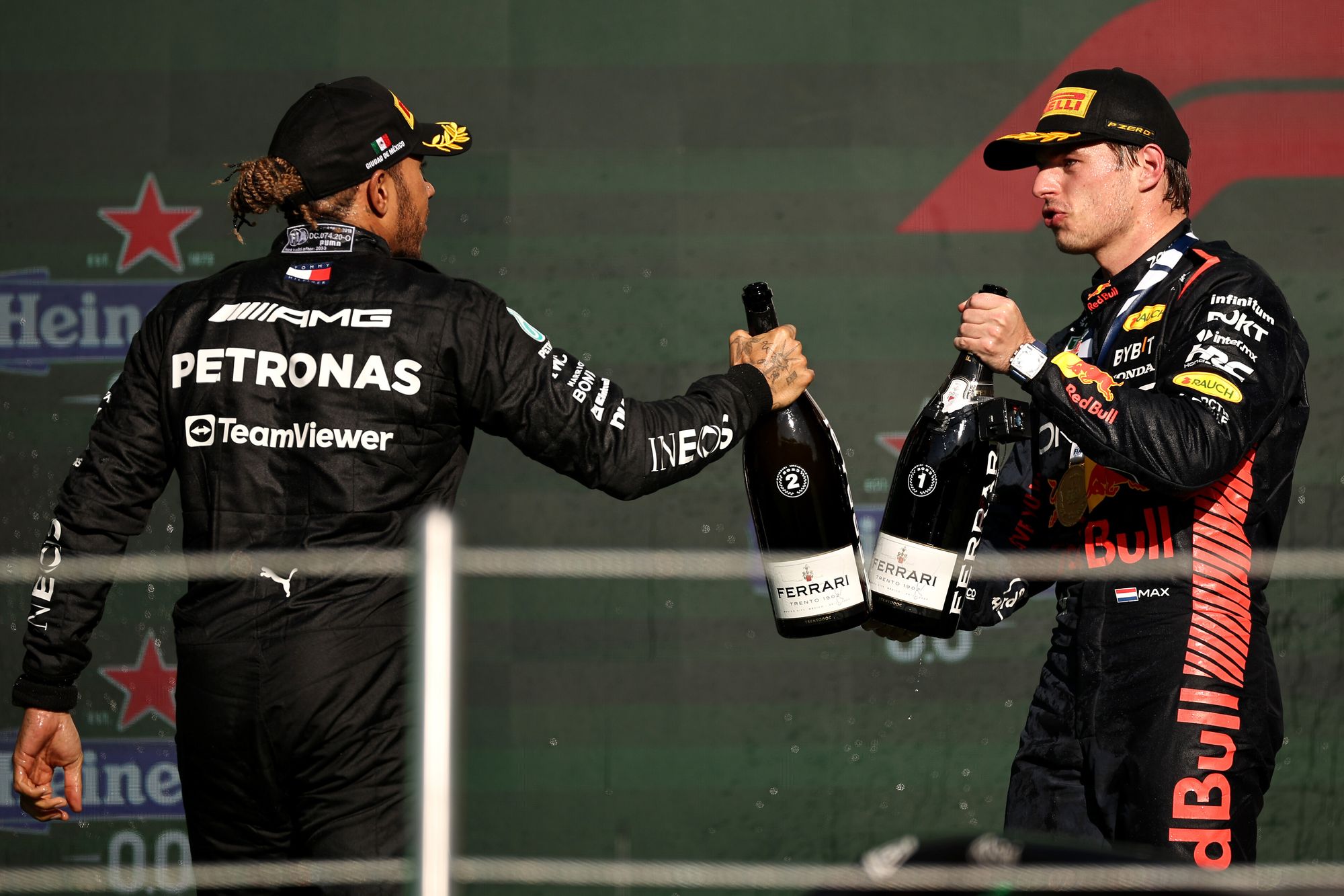 Lewis Hamilton, Mercedes, Max Verstappen, Red Bull, F1