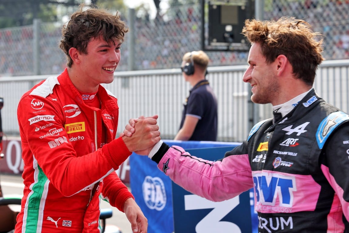 Ollie Bearman and Victor Martins, F2