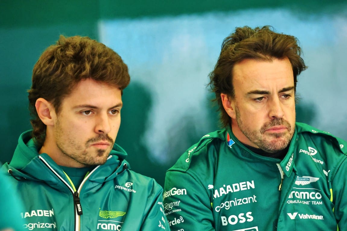 Felipe Drugovich and Fernando Alonso, Aston Martin, F1