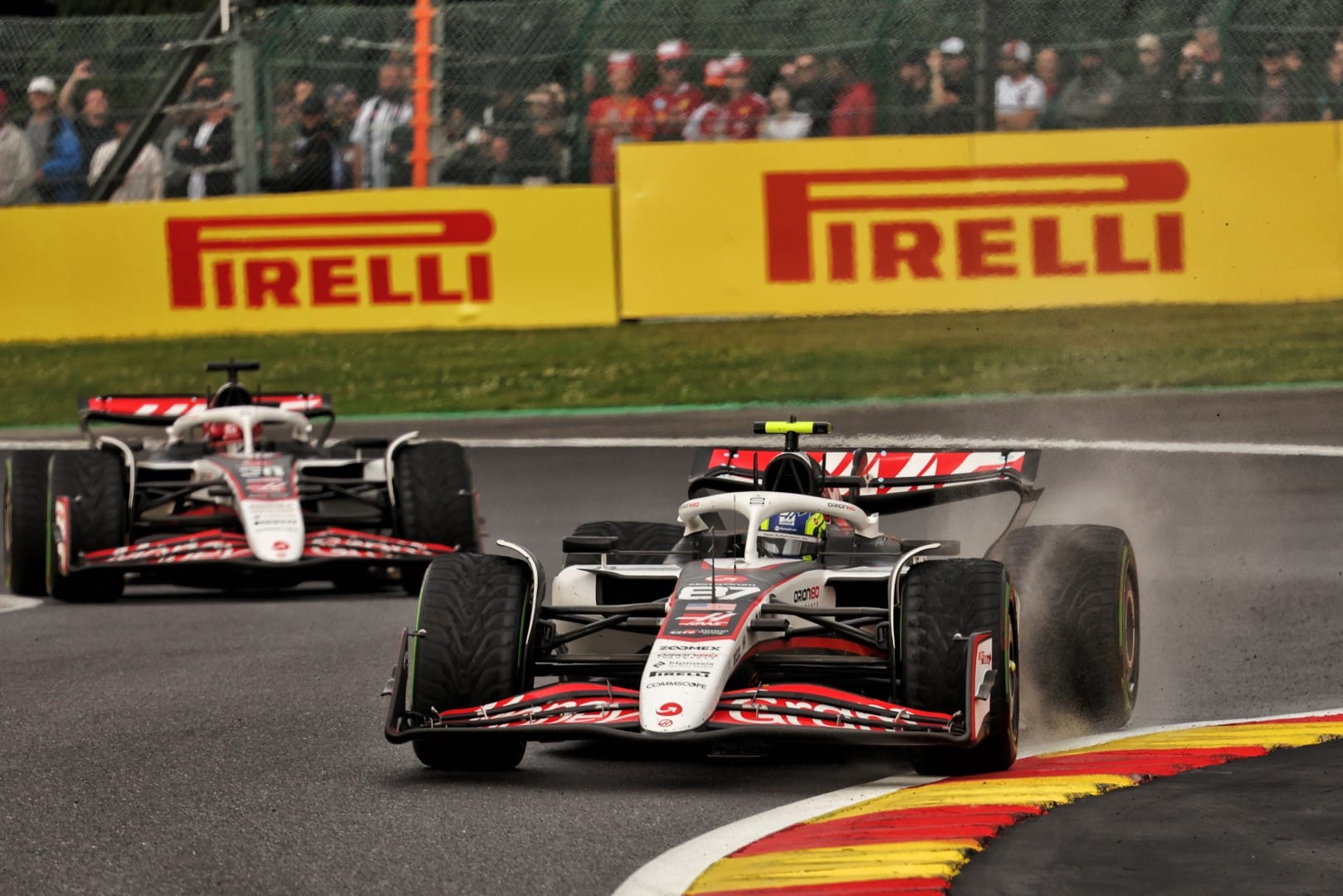 Ollie Bearman and Esteban Ocon, Haas, F1