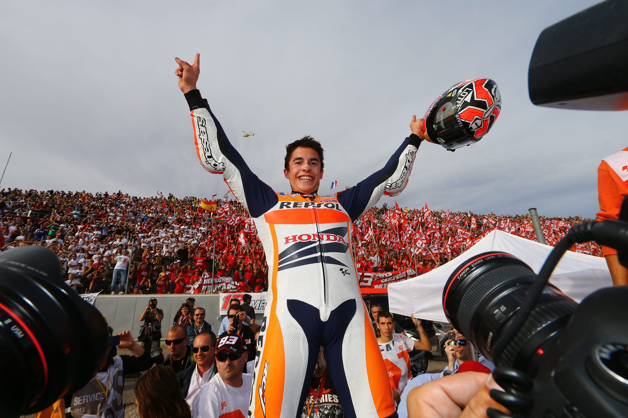 Marc Marquez wins 2013 MotoGP title