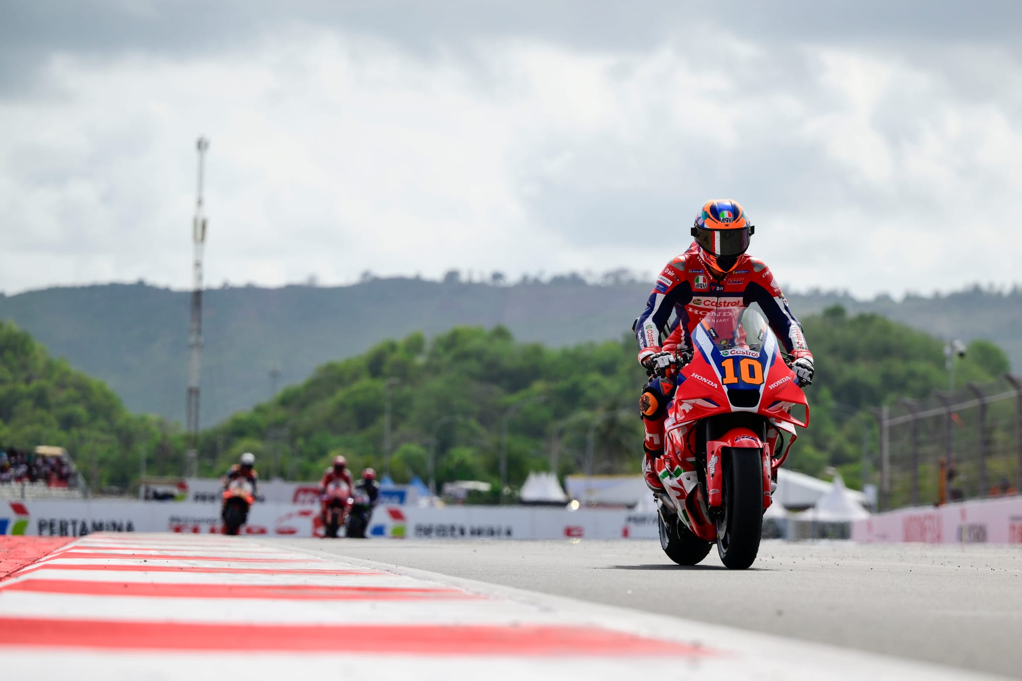 Luca Marini Honda Mandalika MotoGP sprint 2025