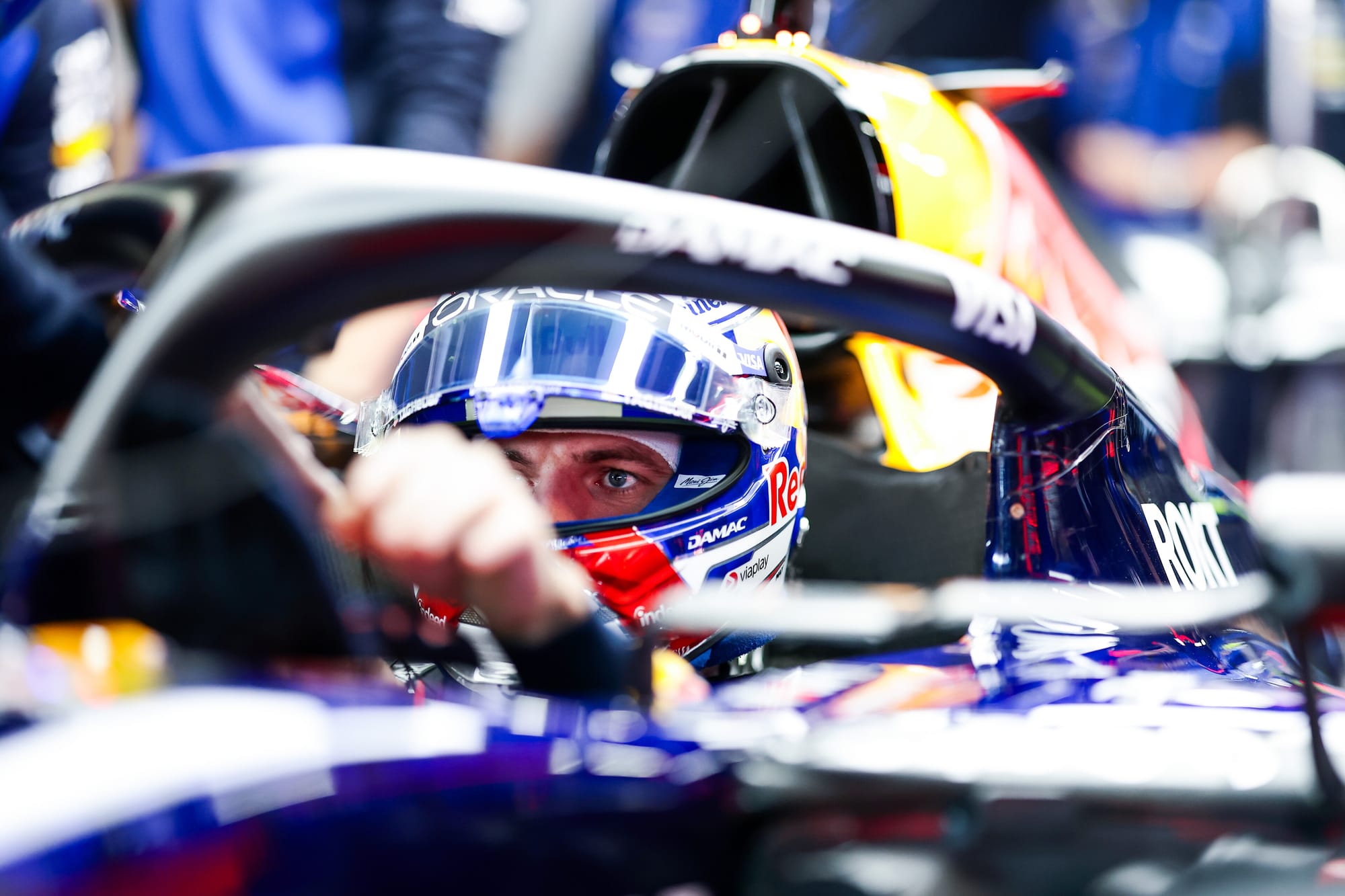 Everything Red Bull's doing to convince Verstappen to stay
