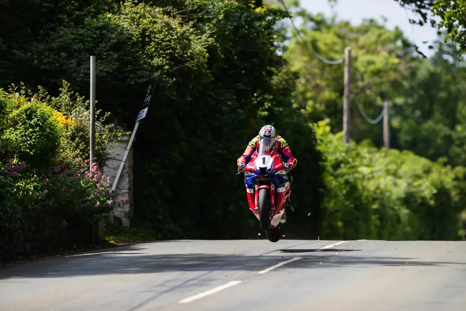 Isle of Man TT 2026: Who is racing in each class? Seeded riders