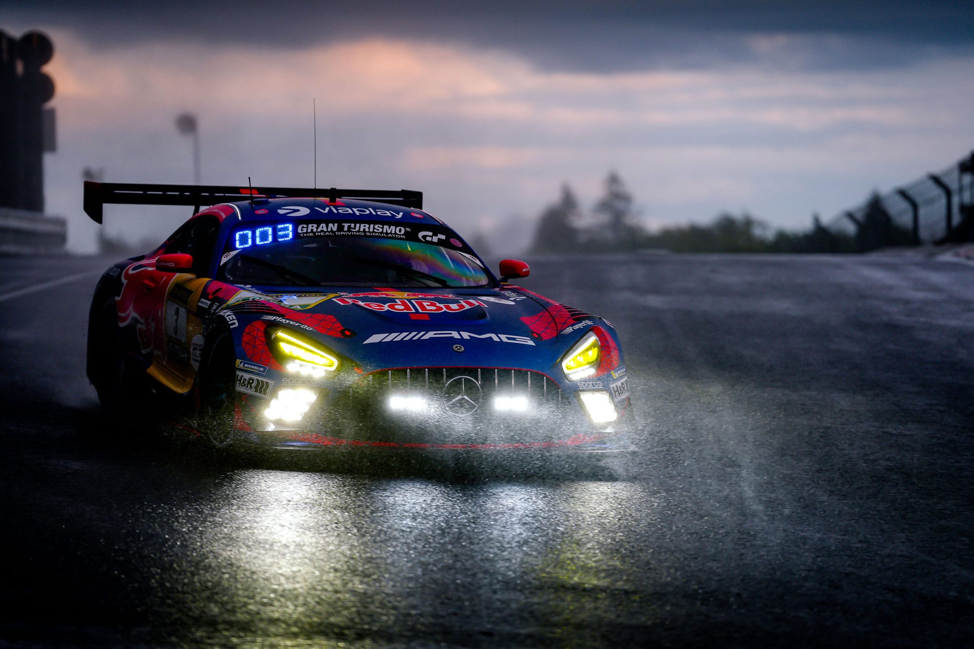 Verstappen finally experiences 'supersonic' Nurburgring night driving