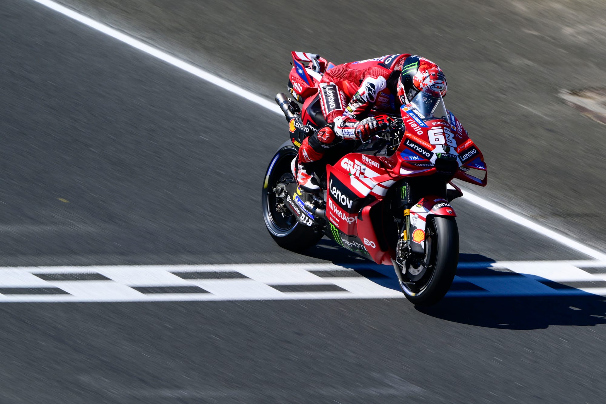 Bagnaia denies Marquez in ultra-close Le Mans qualifying